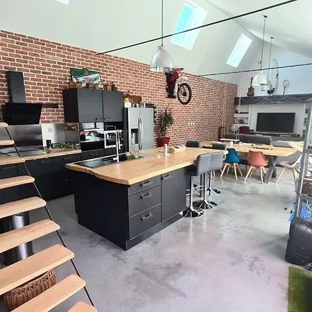 Willa Le Loft Riorges
